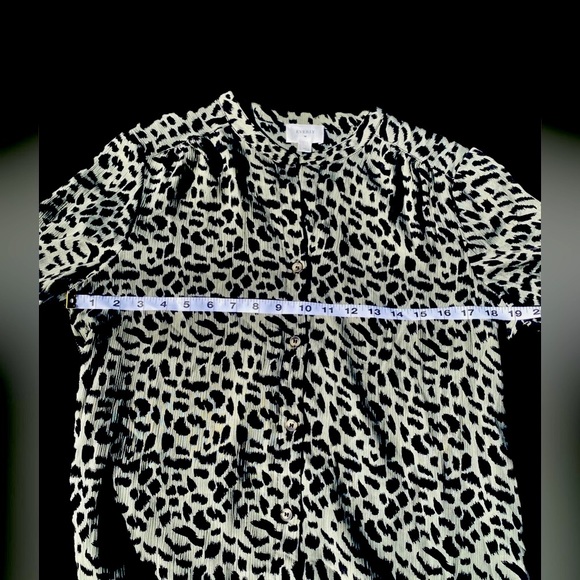 Everly Green Leopard Print MIDI Dress | Belted Button Up |Size Large - Picture 7 of 8